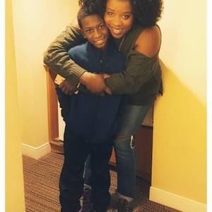 Meet your Posher, Gloria